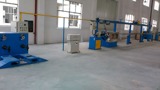 Un buon prezzo. Linee di estrusione di cavi di raffreddamento ad acqua per l'isolamento di cavi di alimentazione con materiali diversi in linea